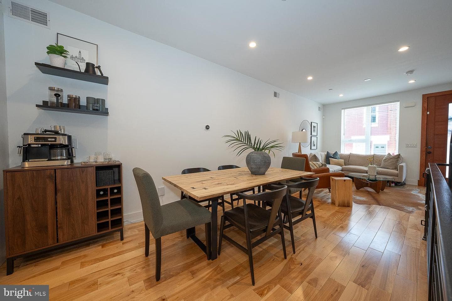 2228 Sears Street photo 5