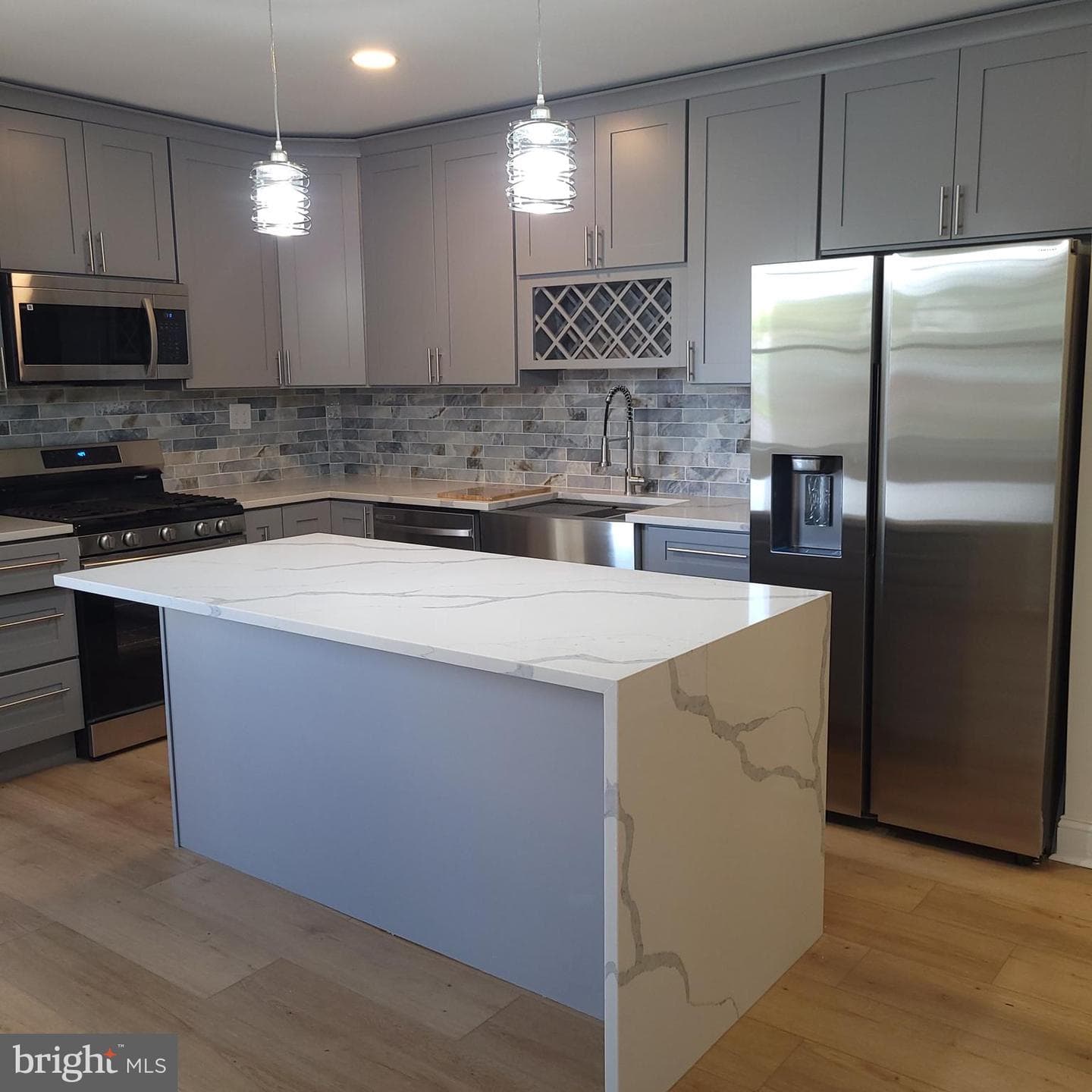 1622 E Johnson Street photo 11