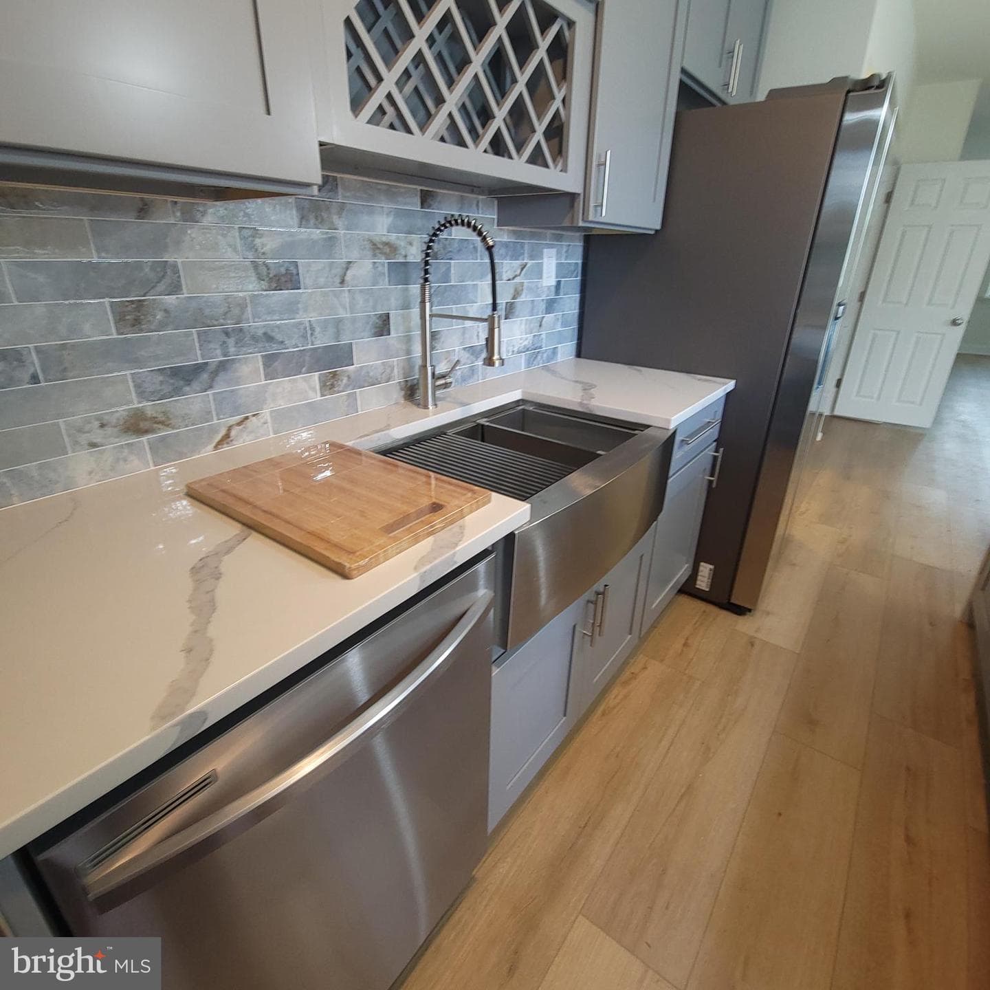 1622 E Johnson Street photo 12