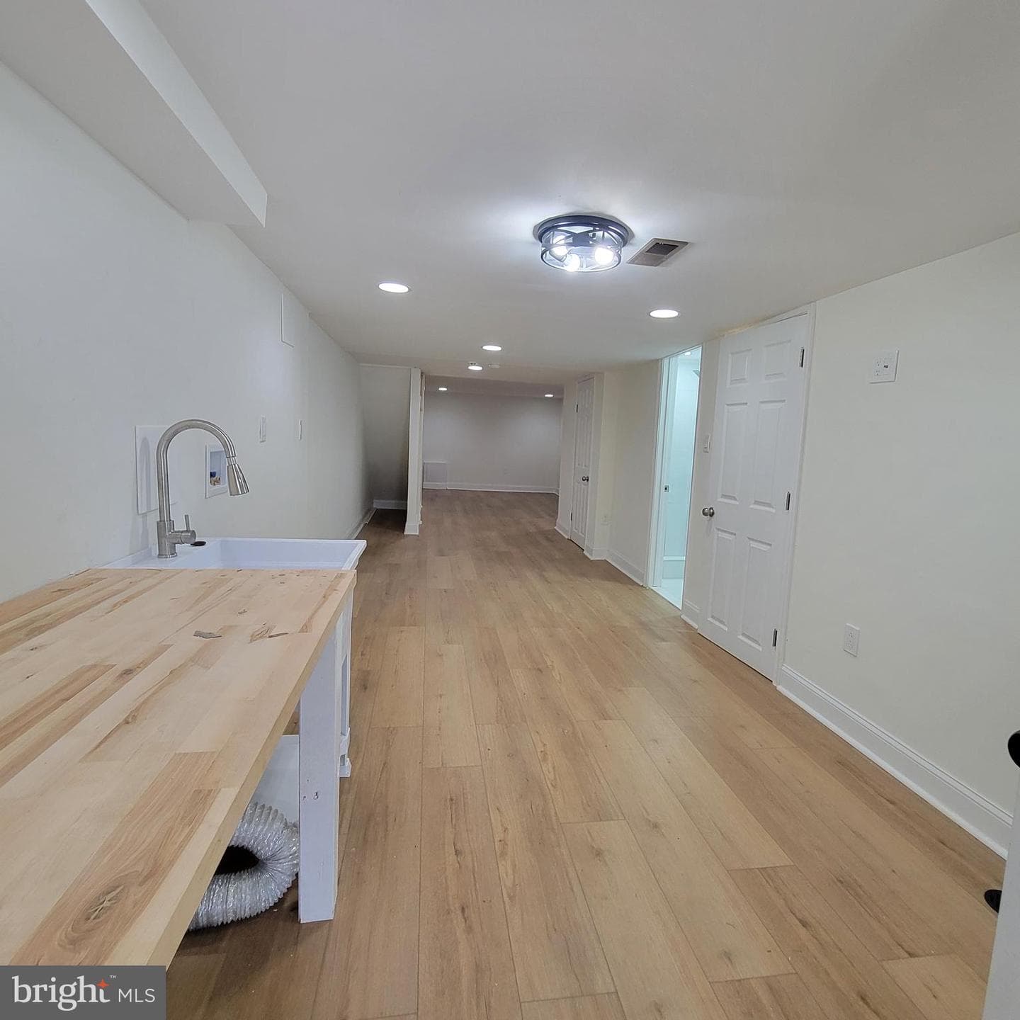 1622 E Johnson Street photo 20