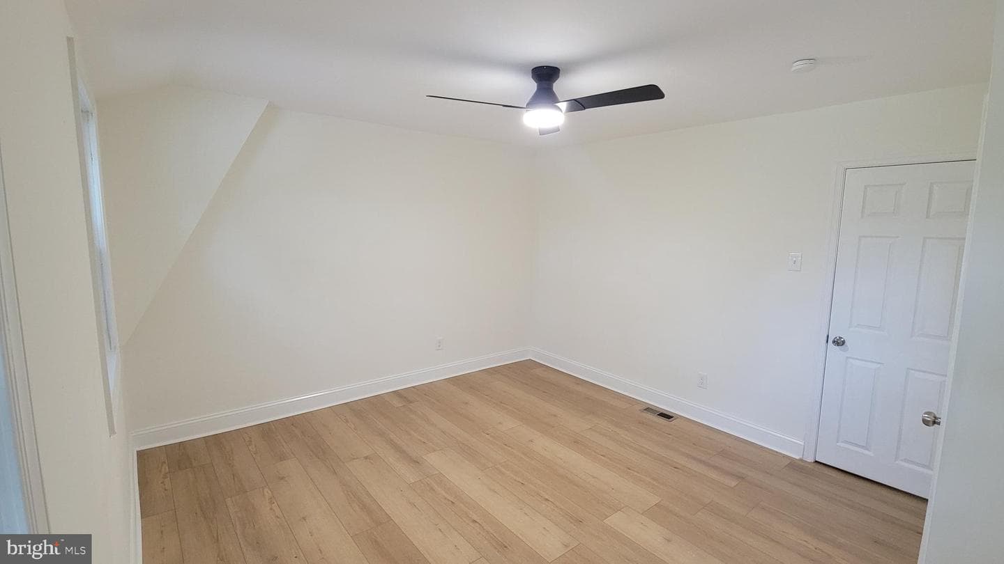 1622 E Johnson Street photo 27