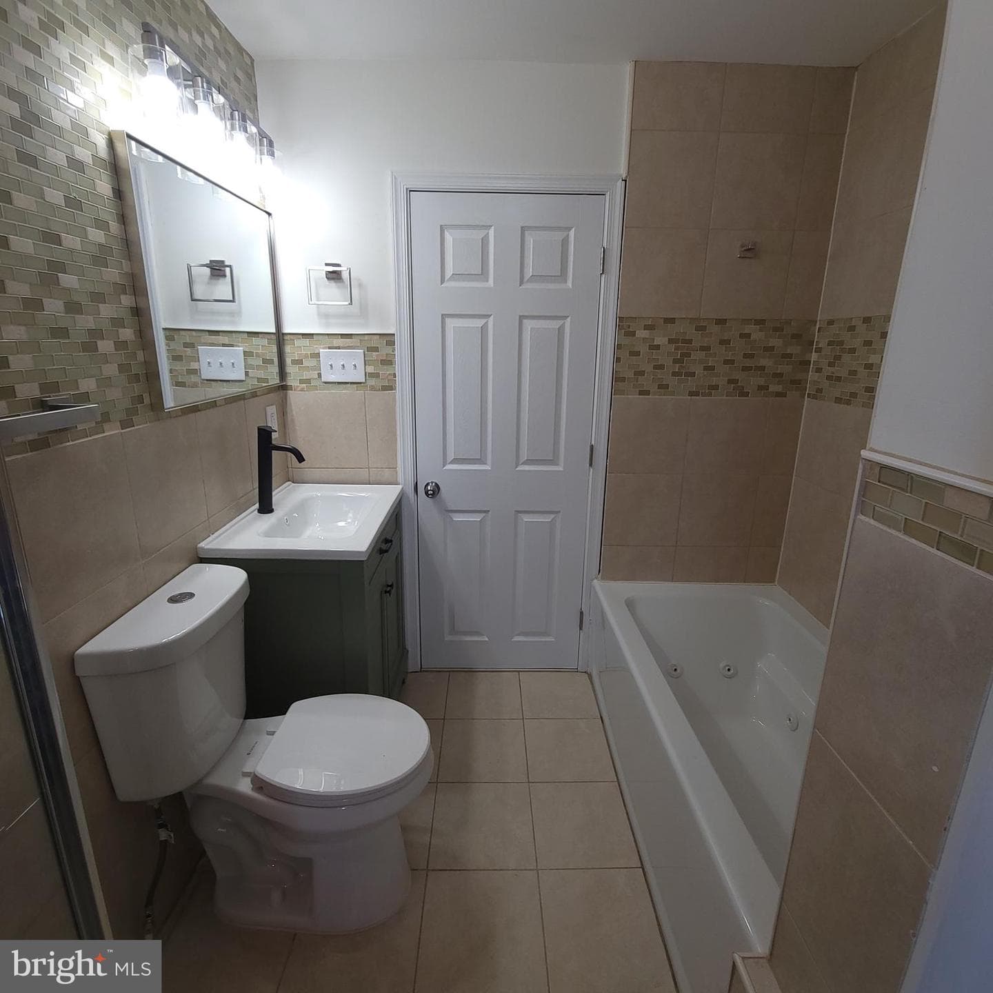 1622 E Johnson Street photo 36