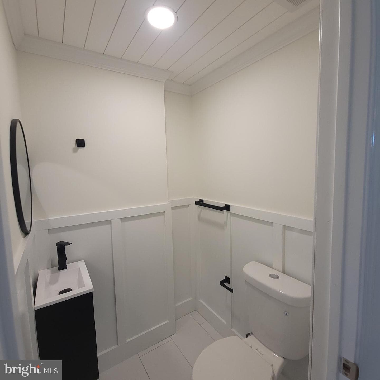 1622 E Johnson Street photo 8
