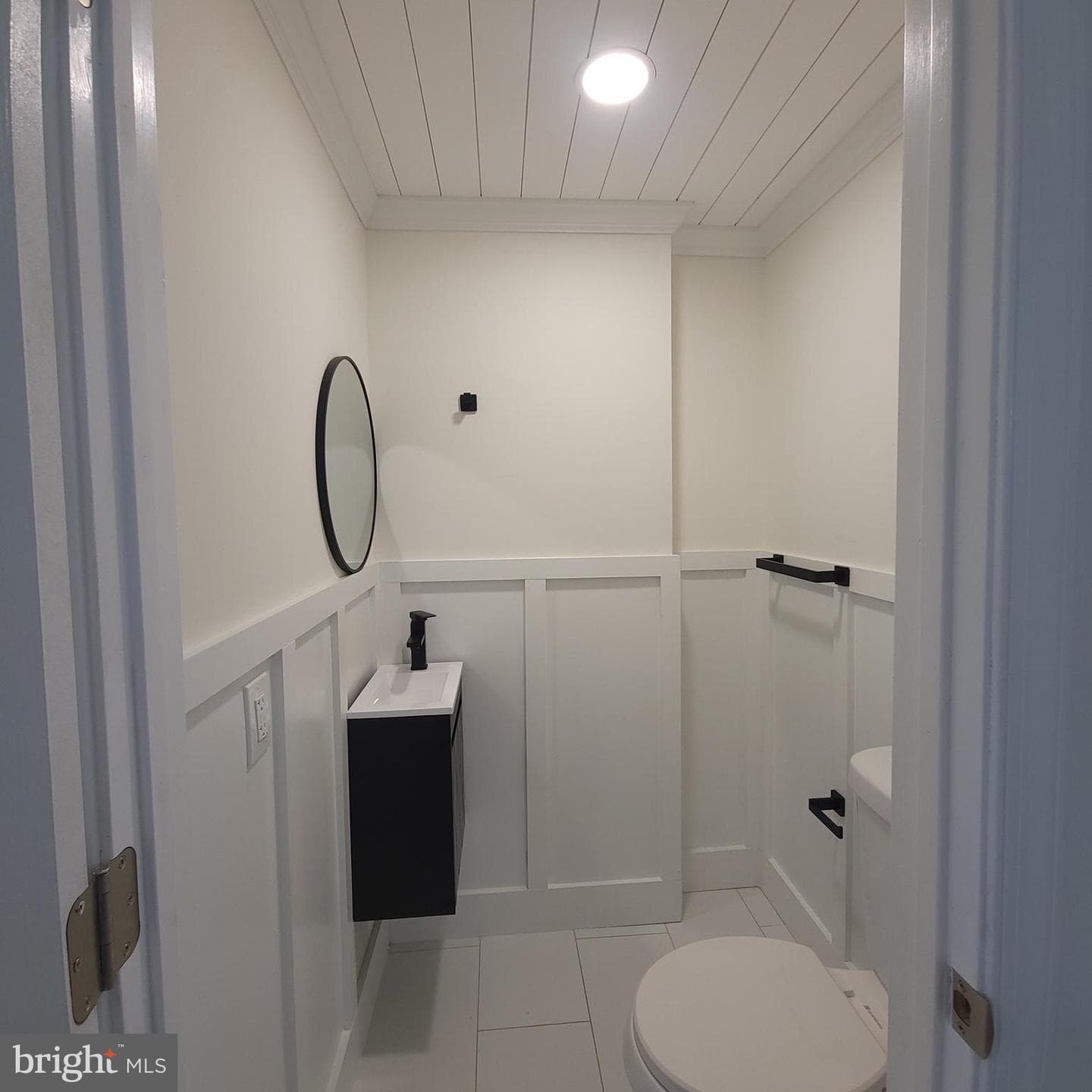 1622 E Johnson Street photo 9