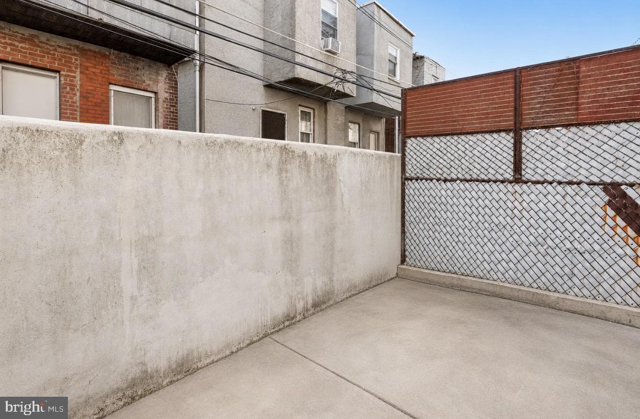 2110 E Ann Street photo 20