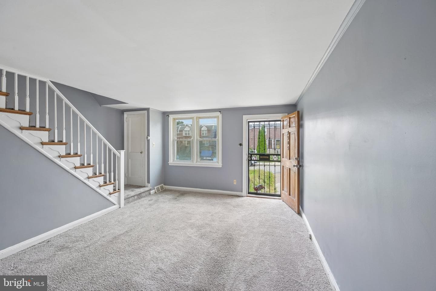 7343 Woodcrest Avenue photo 3