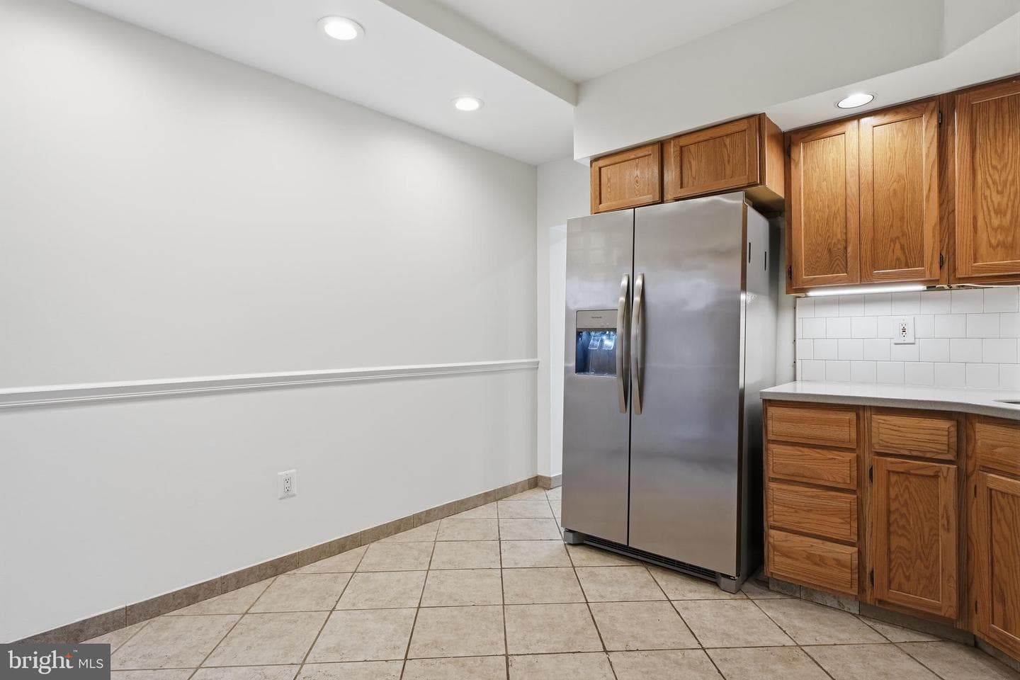 2645 Tilton Street photo 11