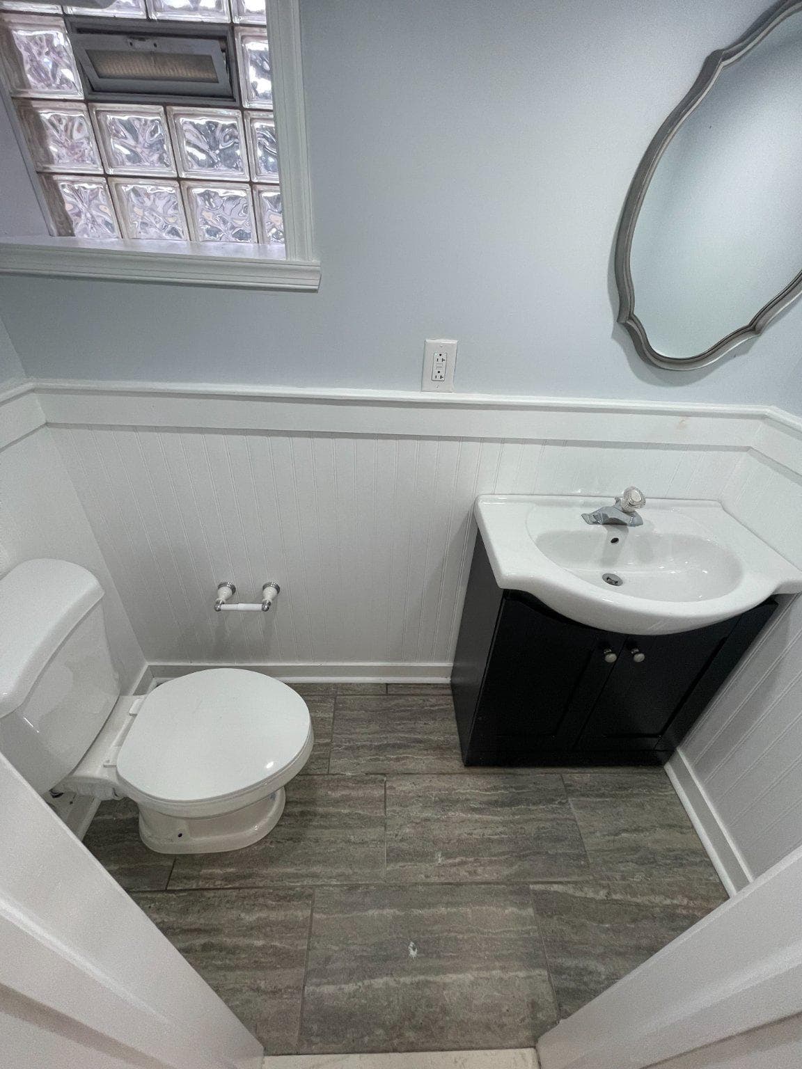 2517 E Somerset Street photo 39