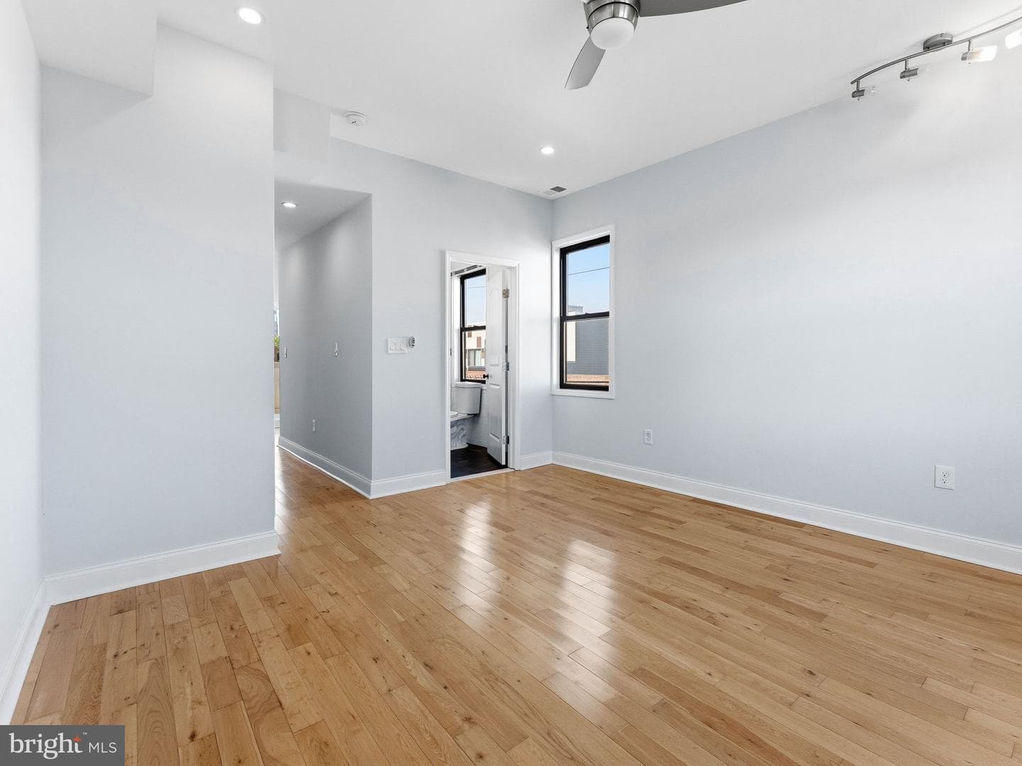 2100 Cross Street photo 15