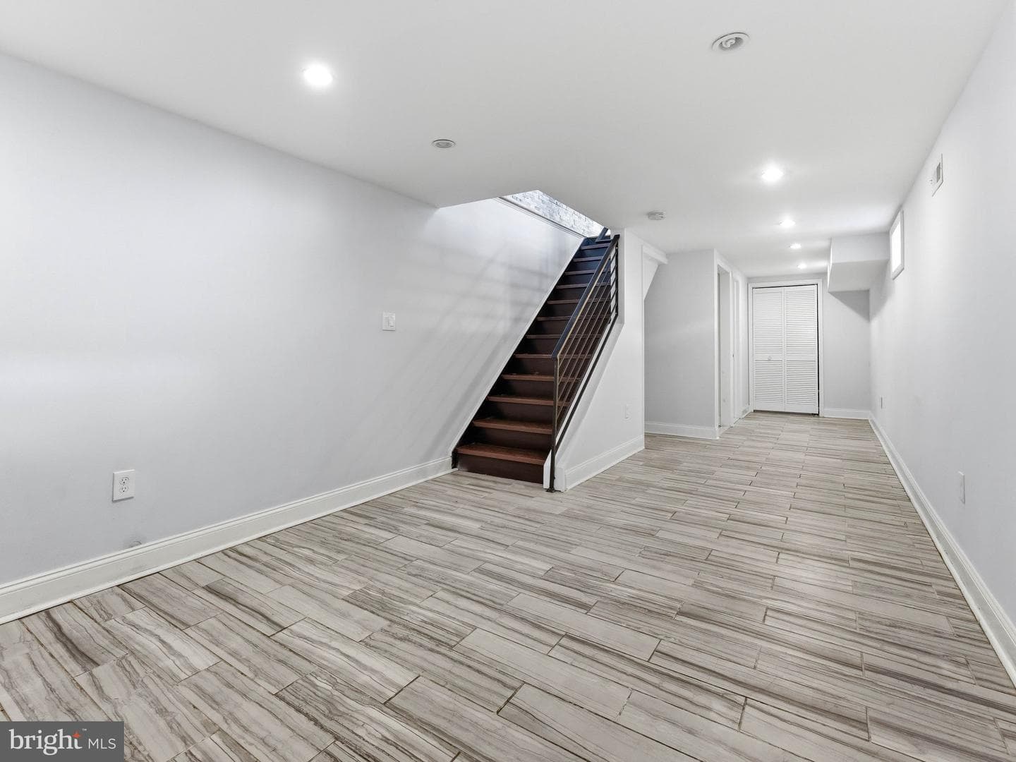 2100 Cross Street photo 29