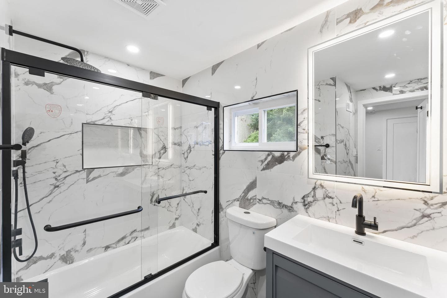1307 N Randolph Street photo 13