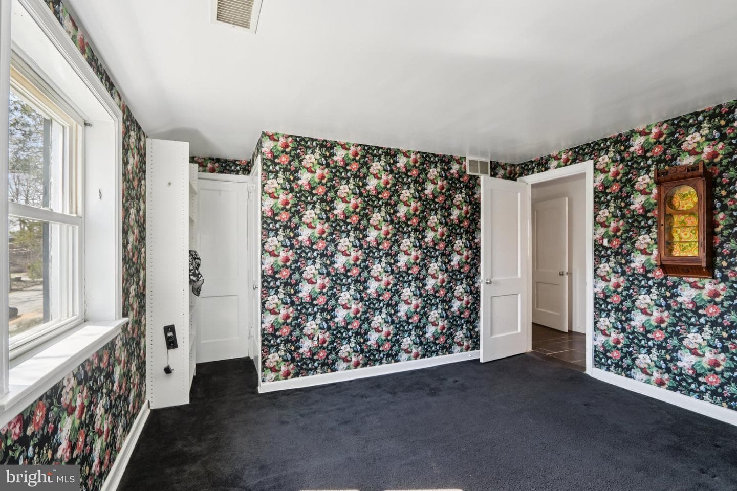 802 Westview & 605 Arbutus Street photo 37