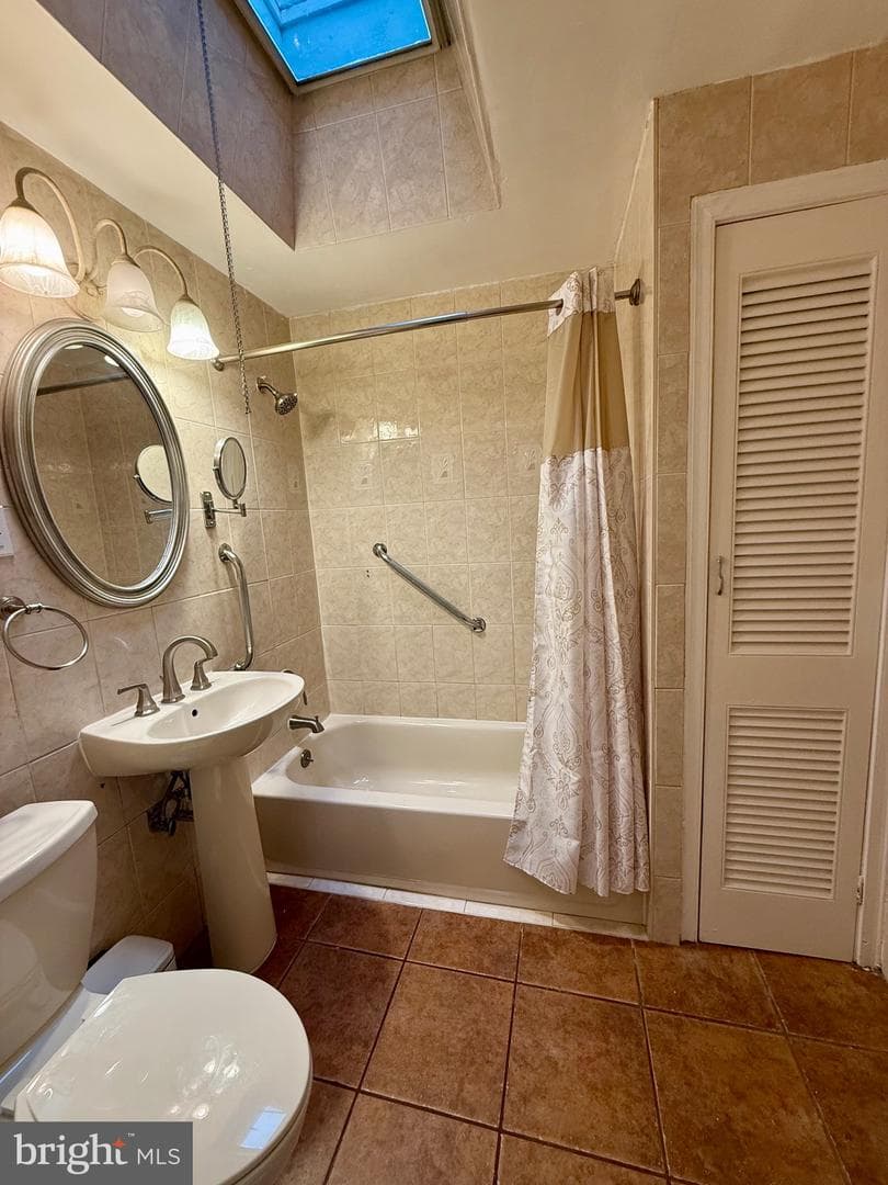 1449 Creston Street photo 7