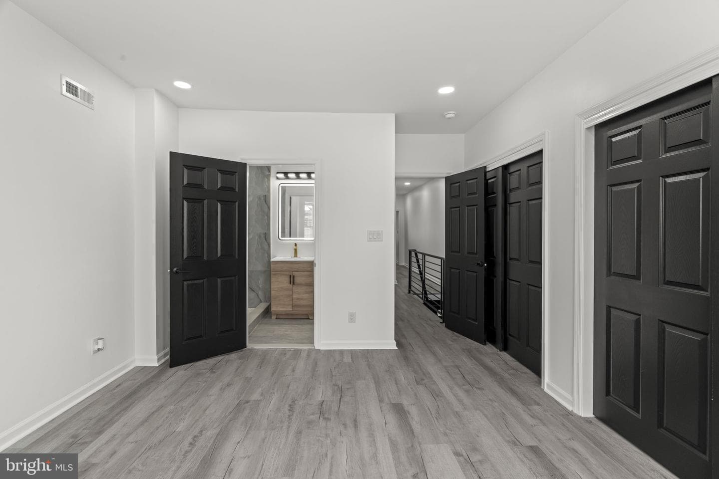 1010 S 51st Street photo 14