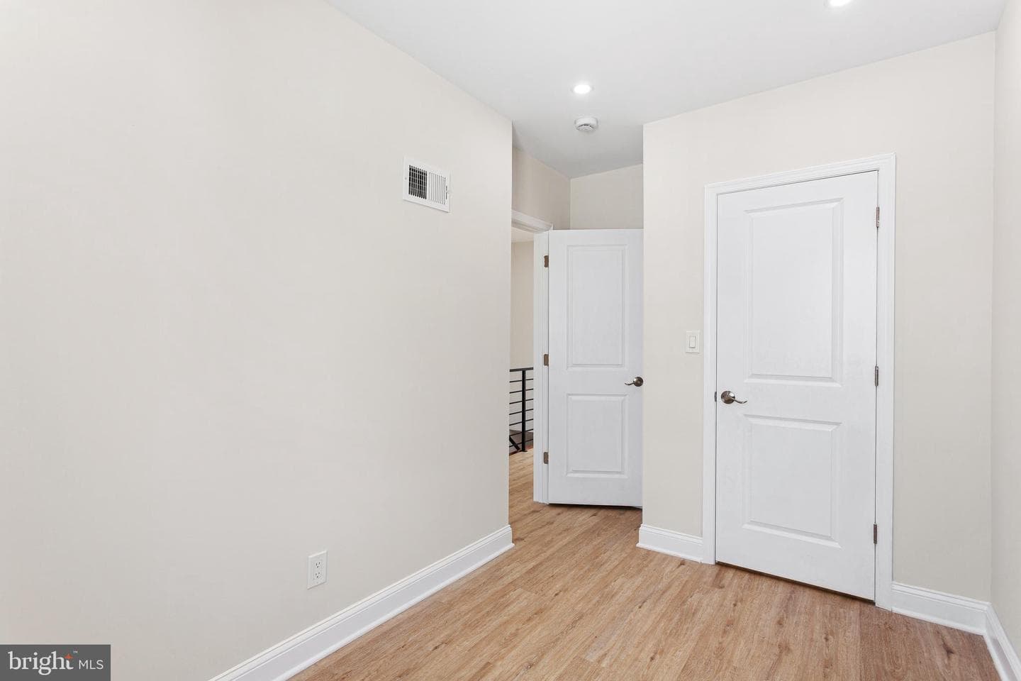 1424 S Napa Street photo 9