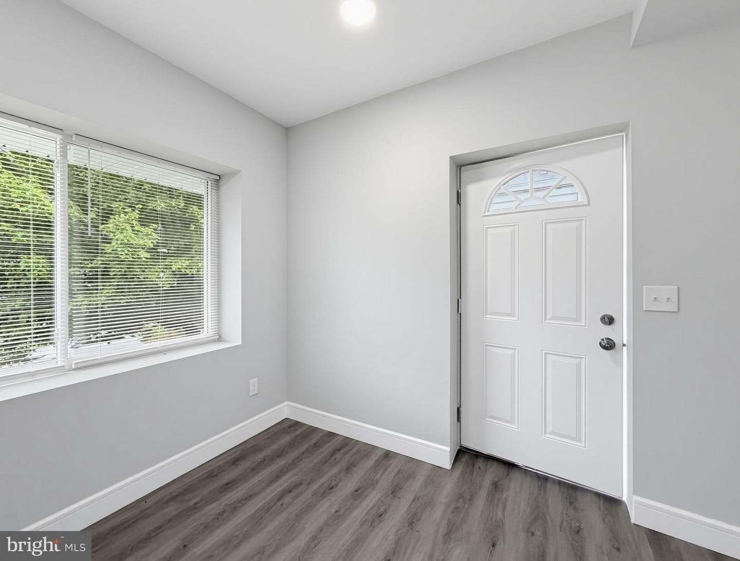 5357 N Sydenham Street photo 10