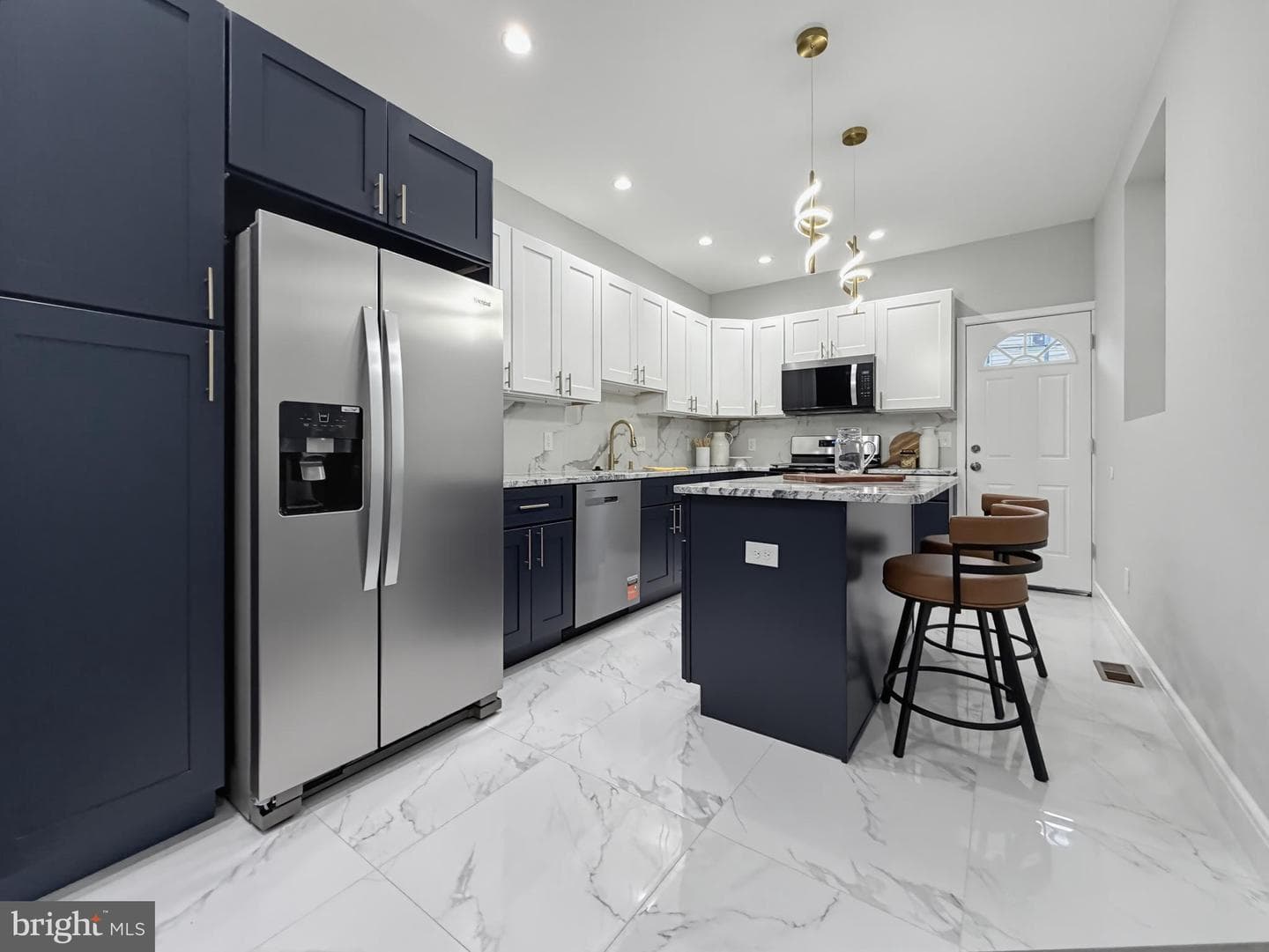 5357 N Sydenham Street photo 28