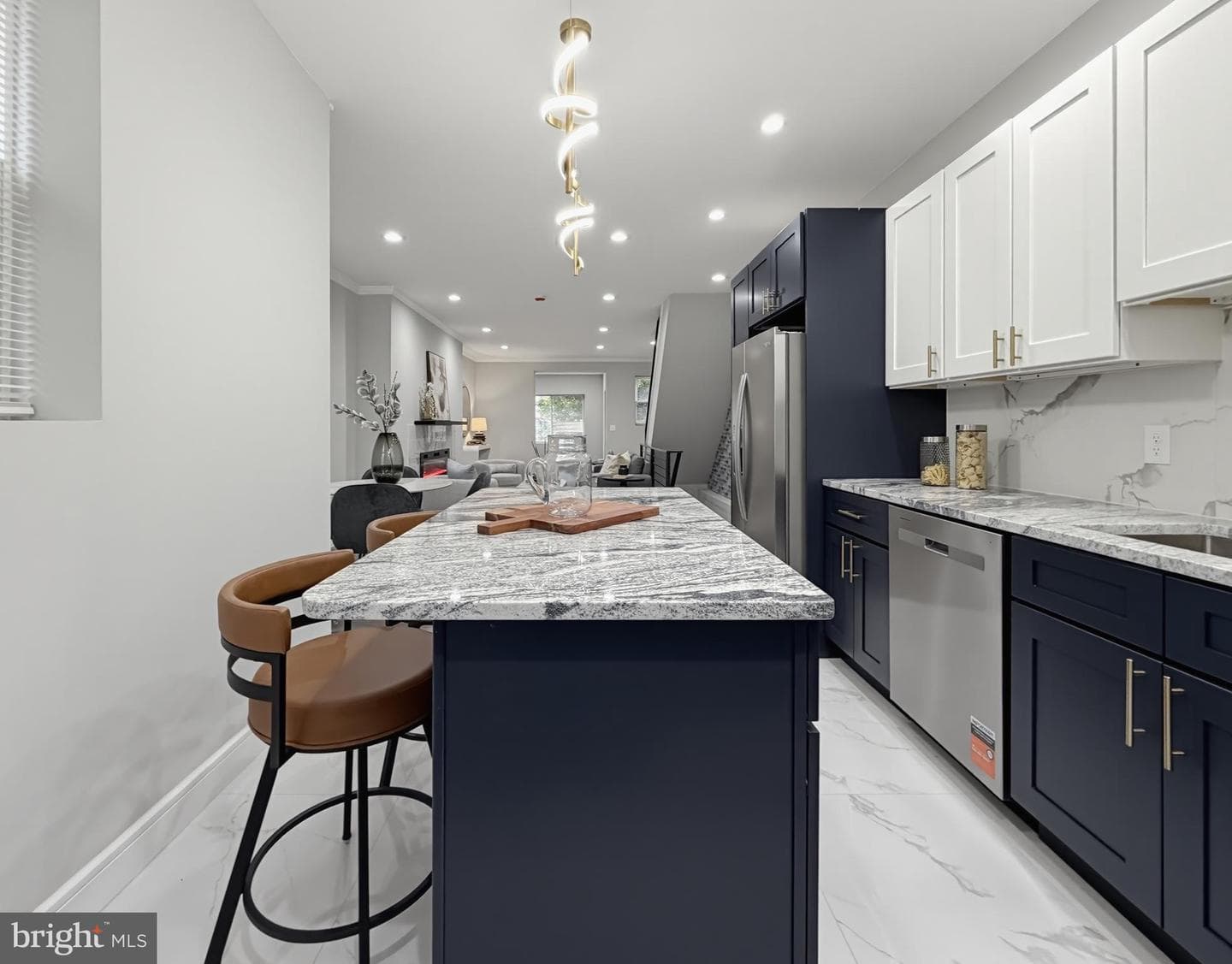 5357 N Sydenham Street photo 32