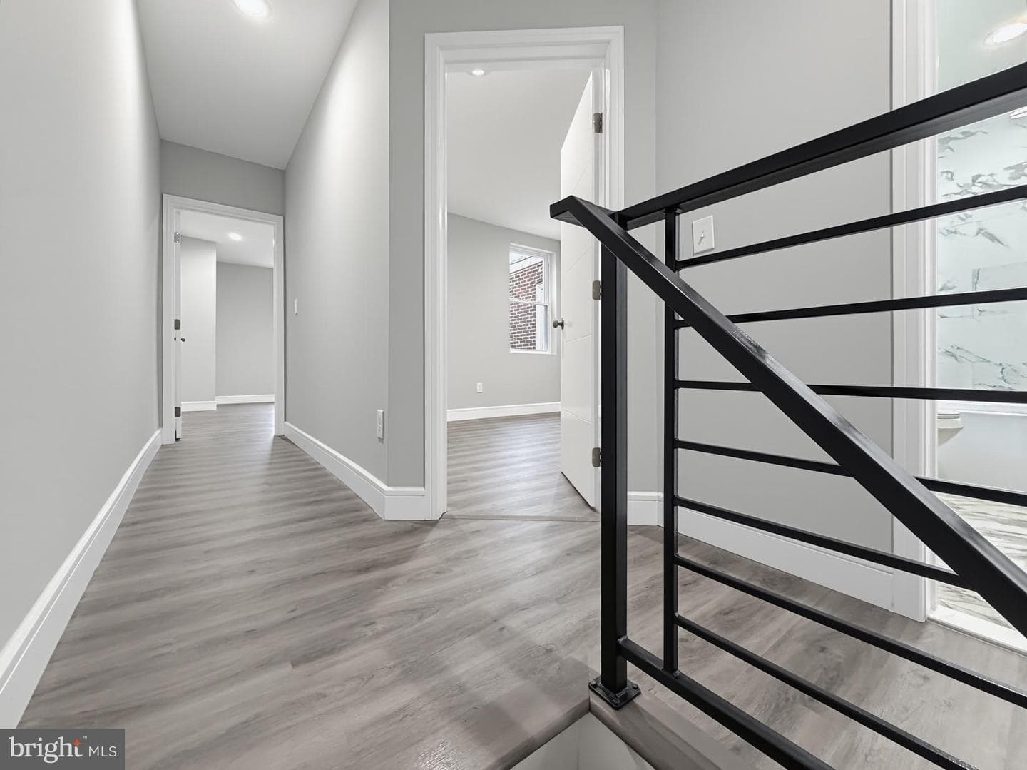 5357 N Sydenham Street photo 39