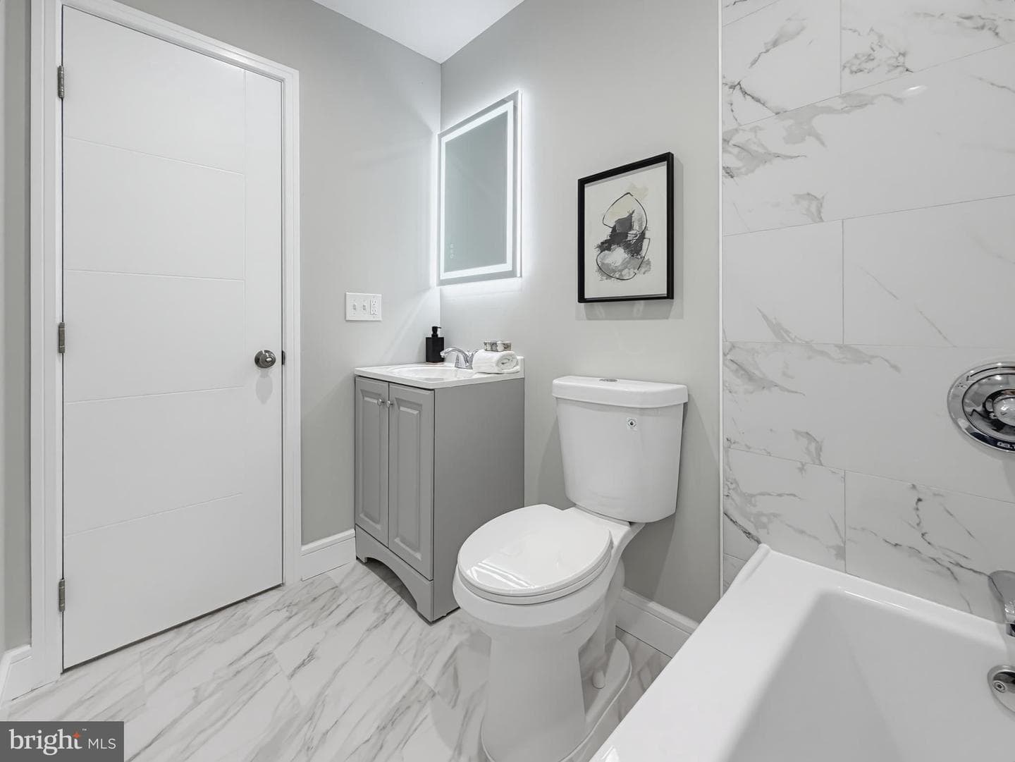 5357 N Sydenham Street photo 48