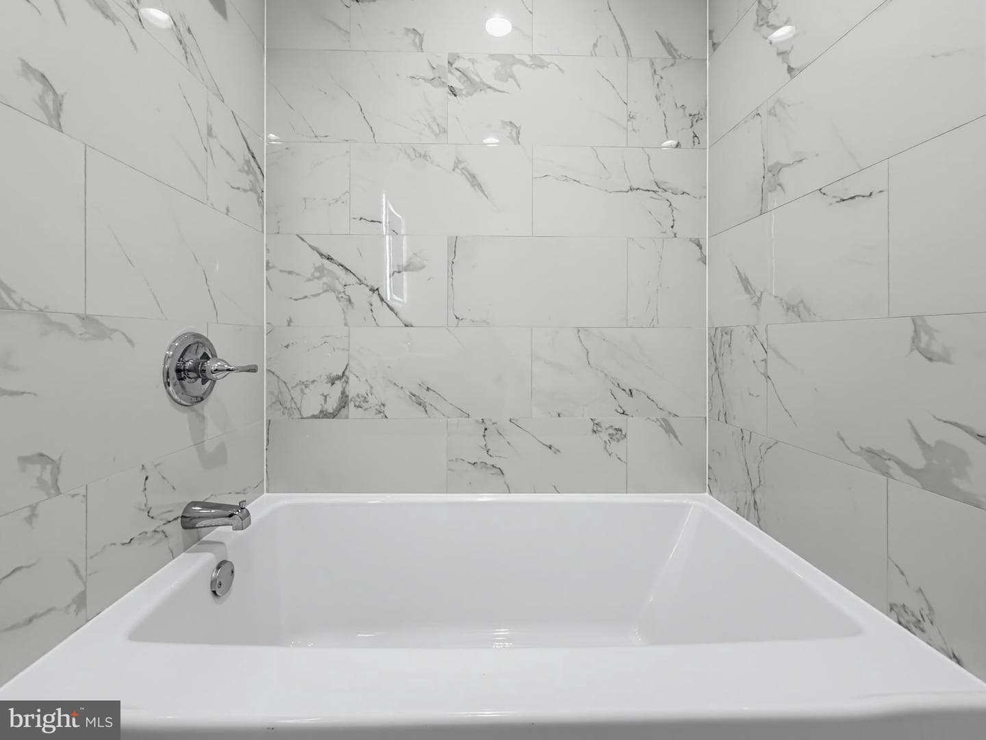 5357 N Sydenham Street photo 50