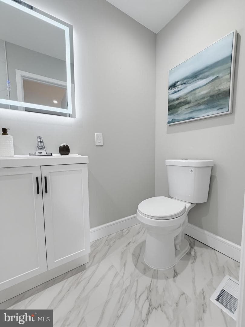 5357 N Sydenham Street photo 62