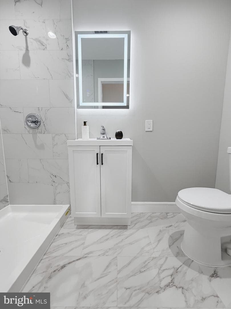 5357 N Sydenham Street photo 63