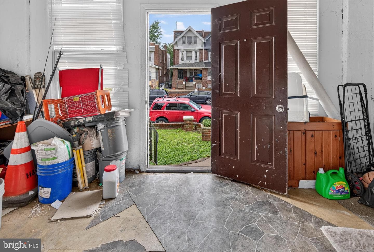 6130 Washington Avenue photo 5