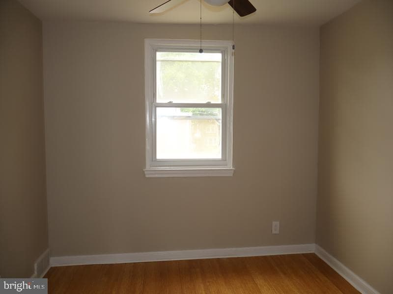 716 Disston Street photo 16