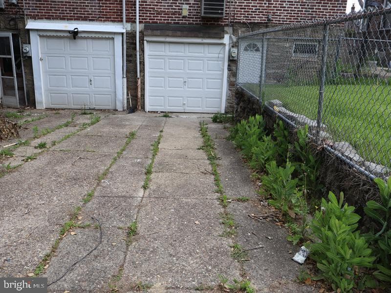 716 Disston Street photo 6