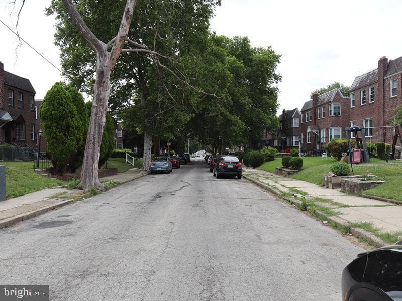 716 Disston Street photo 7