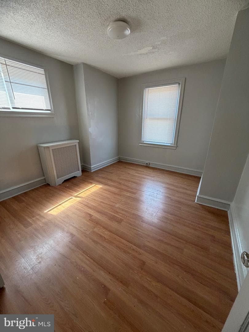 452 Devereaux Avenue photo 7