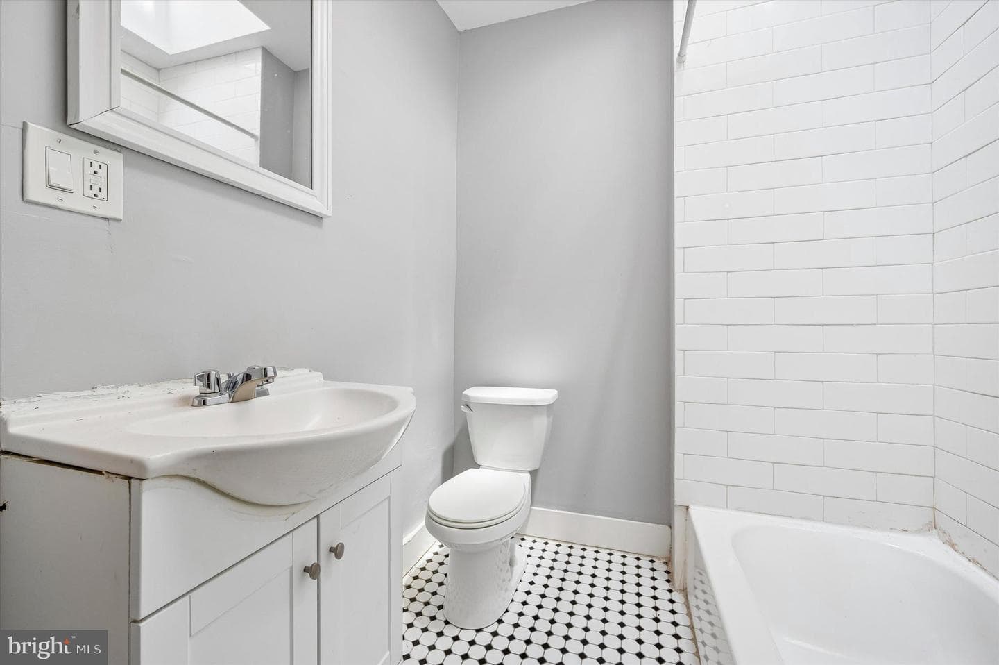 2406 W Clearfield Street photo 6