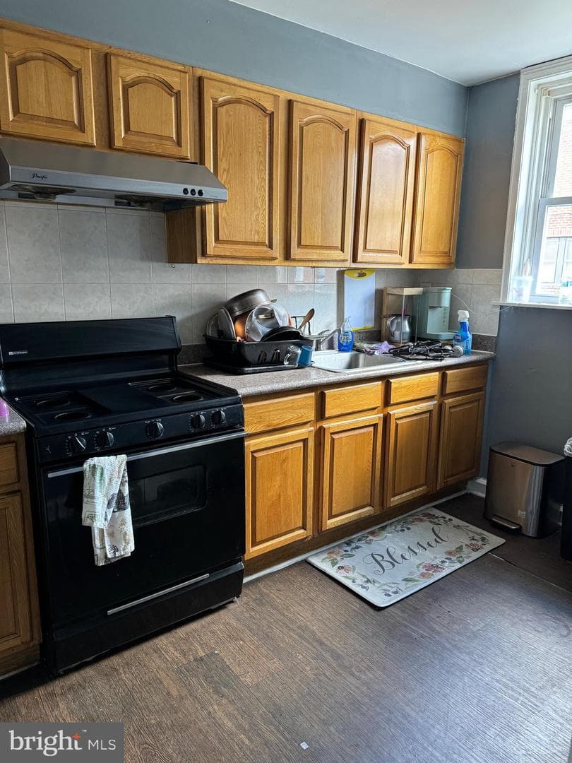 6744 Kindred Street photo 5