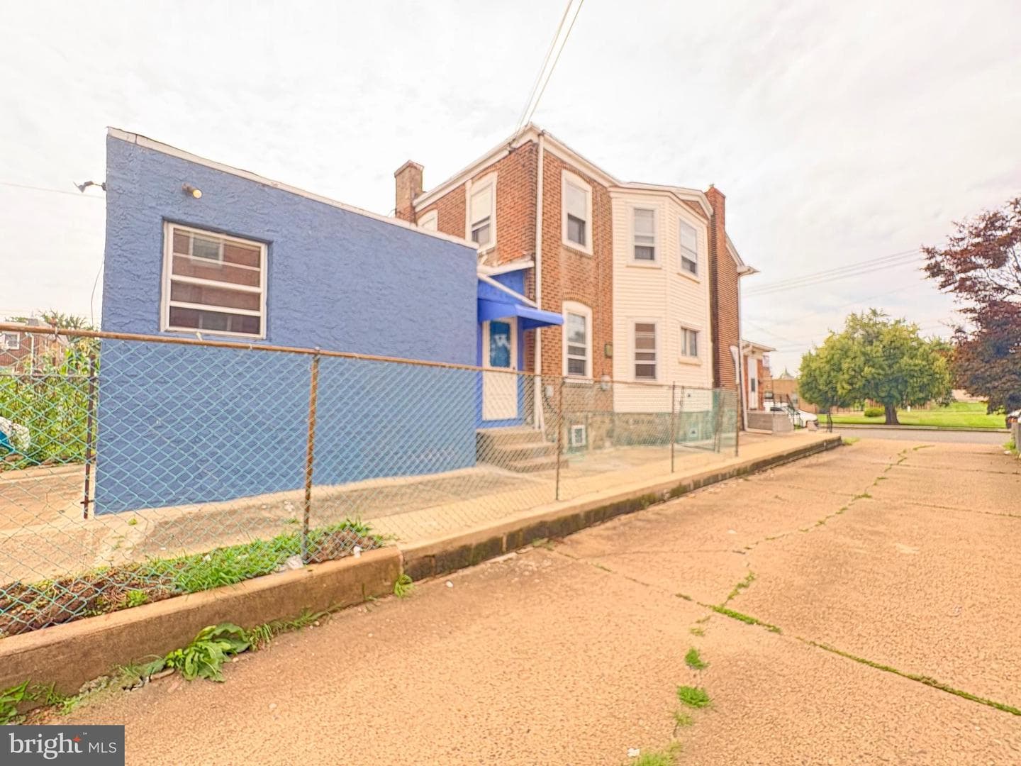 2241 Knorr Street photo 28