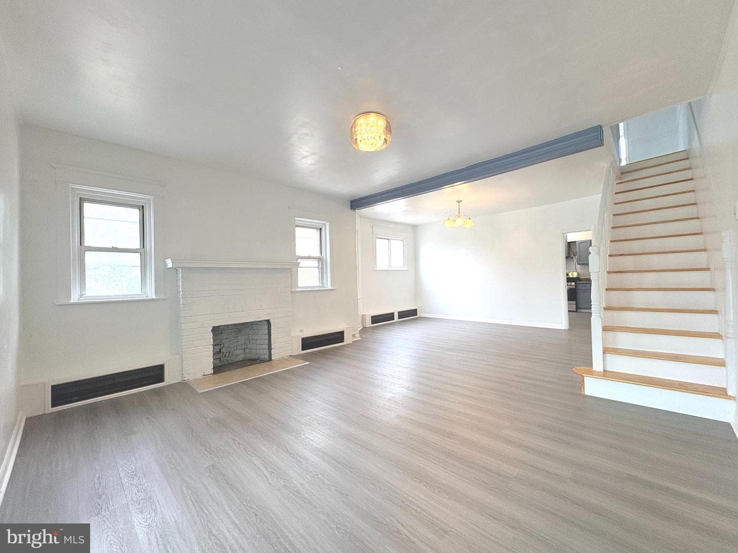 2241 Knorr Street photo 8