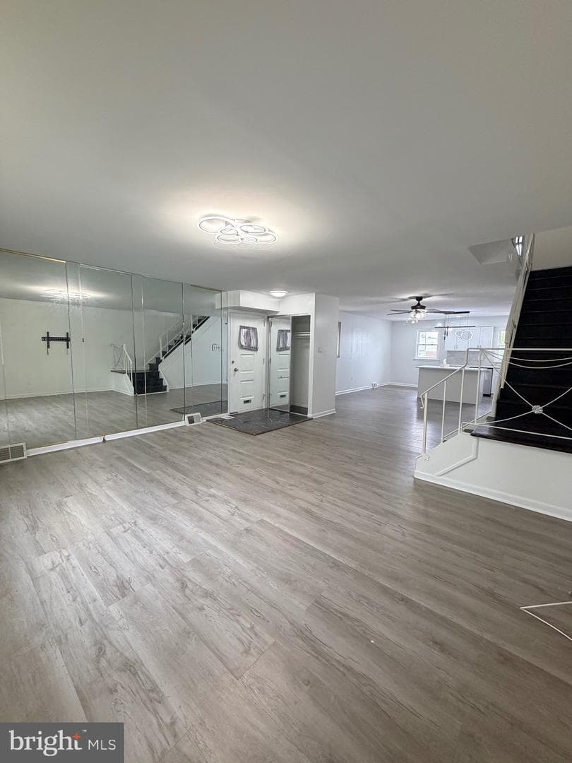 9021 Eastview Road photo 10
