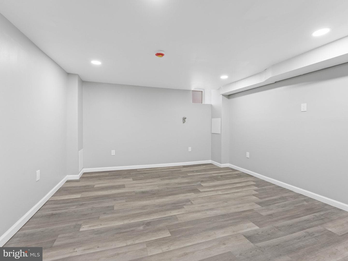 144 Fern Street photo 18