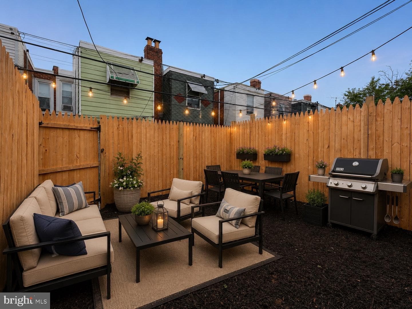 144 Fern Street photo 32