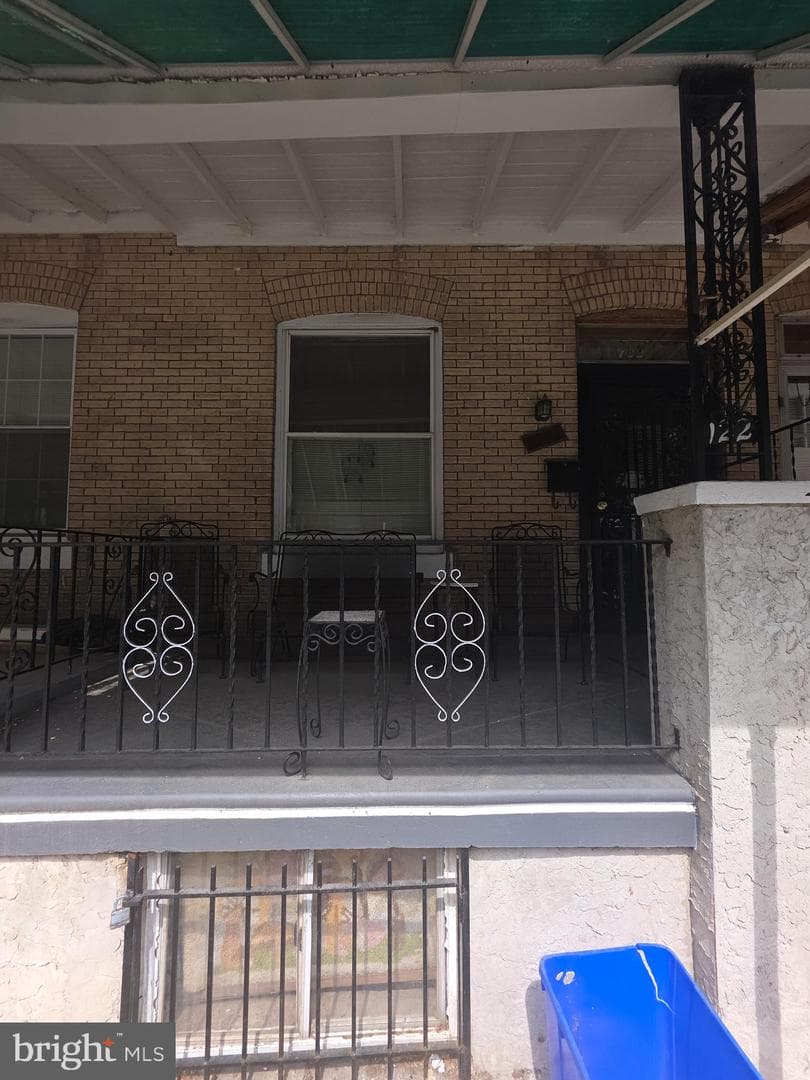 122 Wilton Street photo 3