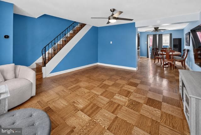 2149 Lardner Street photo 3