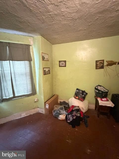 1336 S Lindenwood Street photo 27