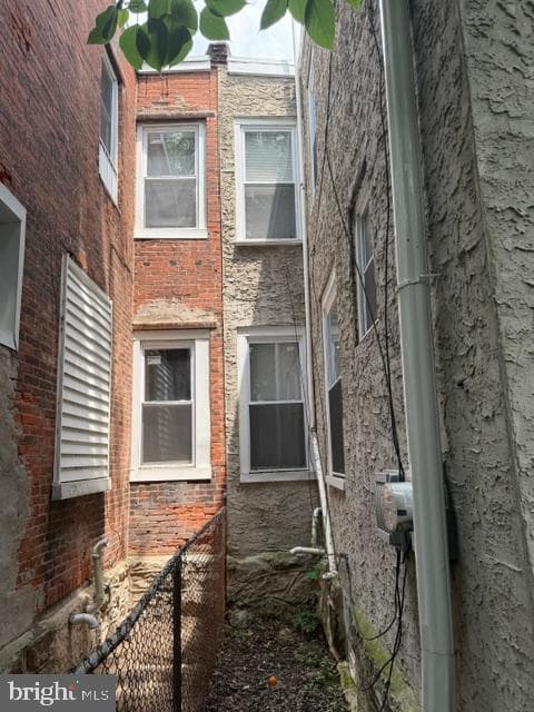 1336 S Lindenwood Street photo 32