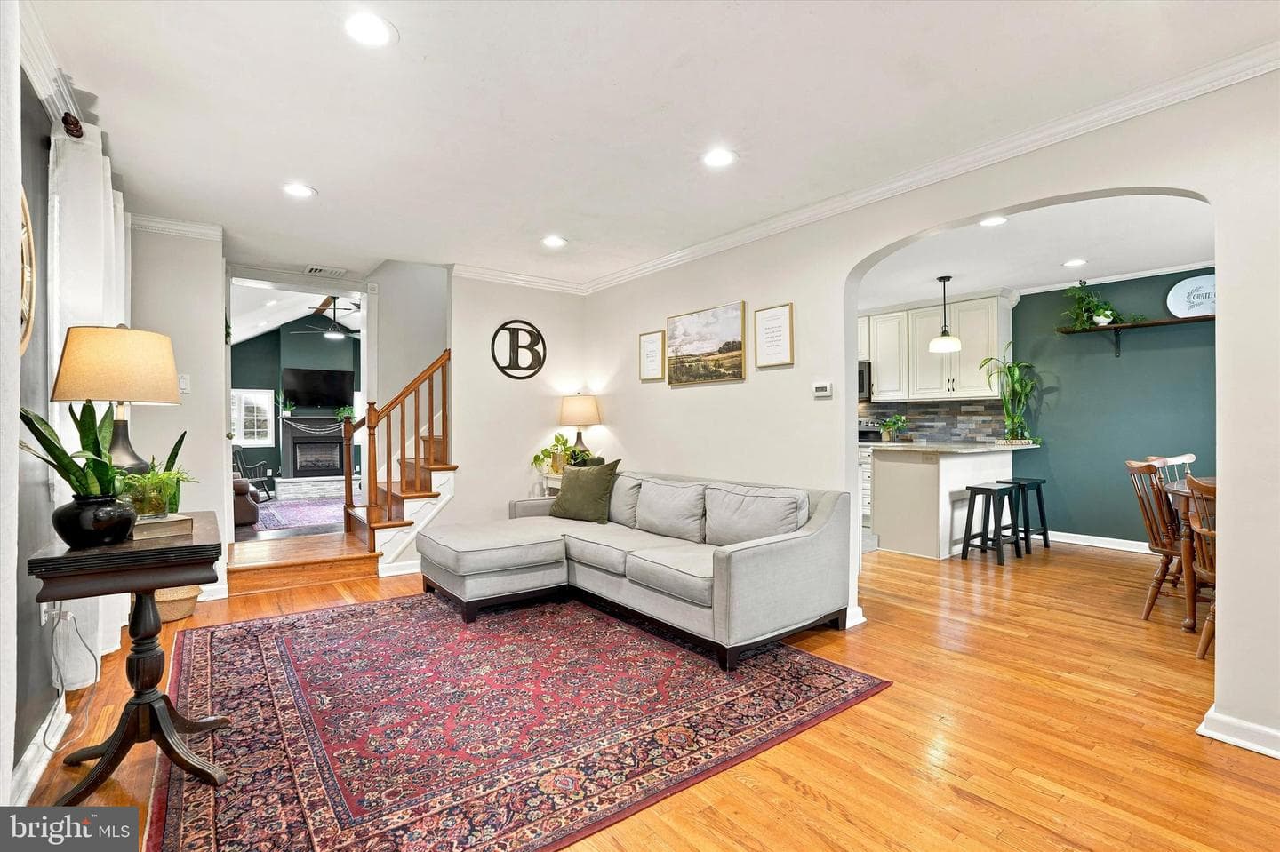 4022 Wells Street photo 2