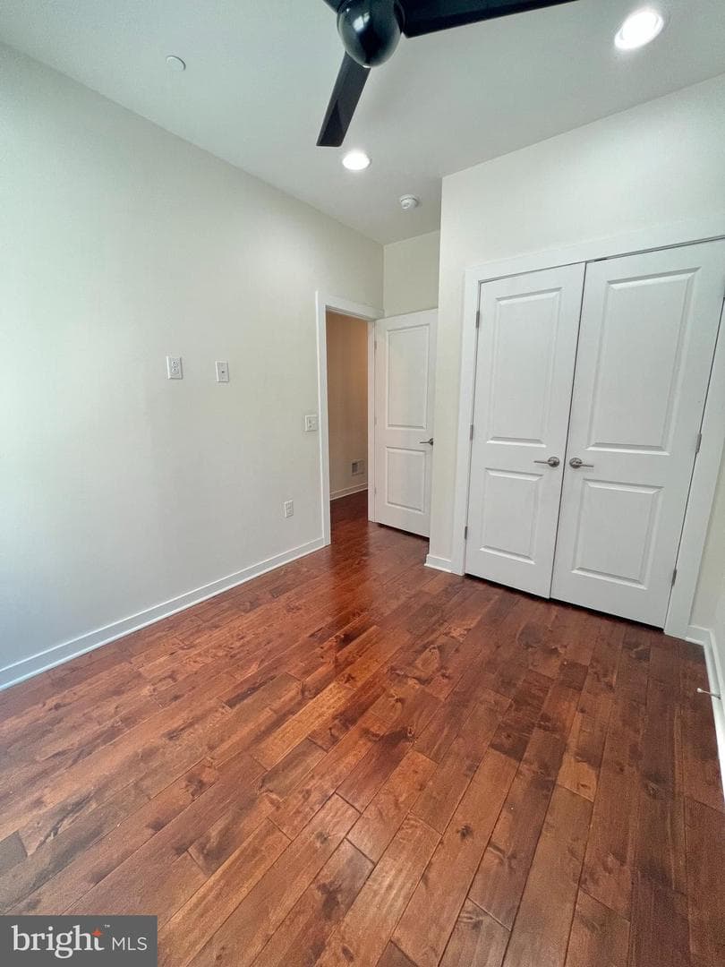 2122 Kensington Walk photo 20