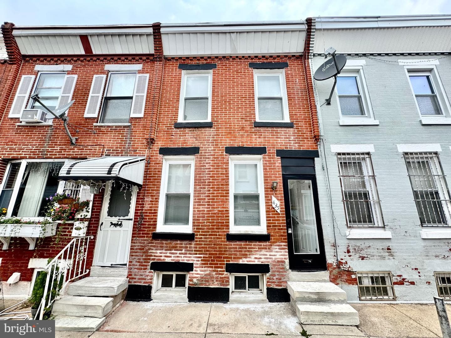 435 Durfor Street photo 2