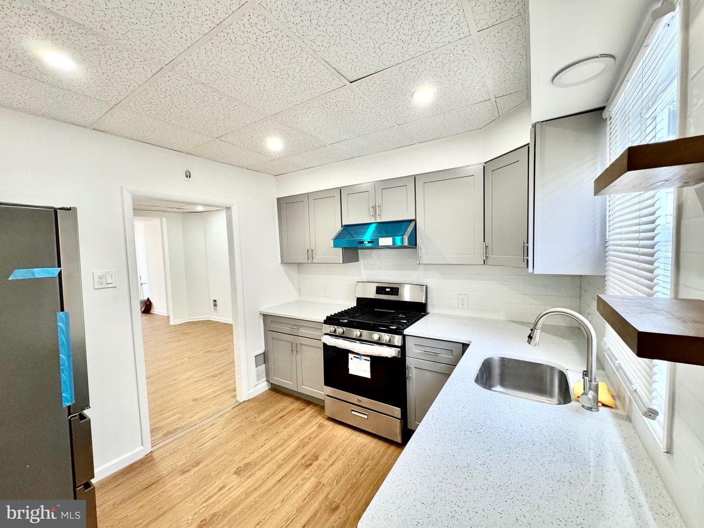 435 Durfor Street photo 9