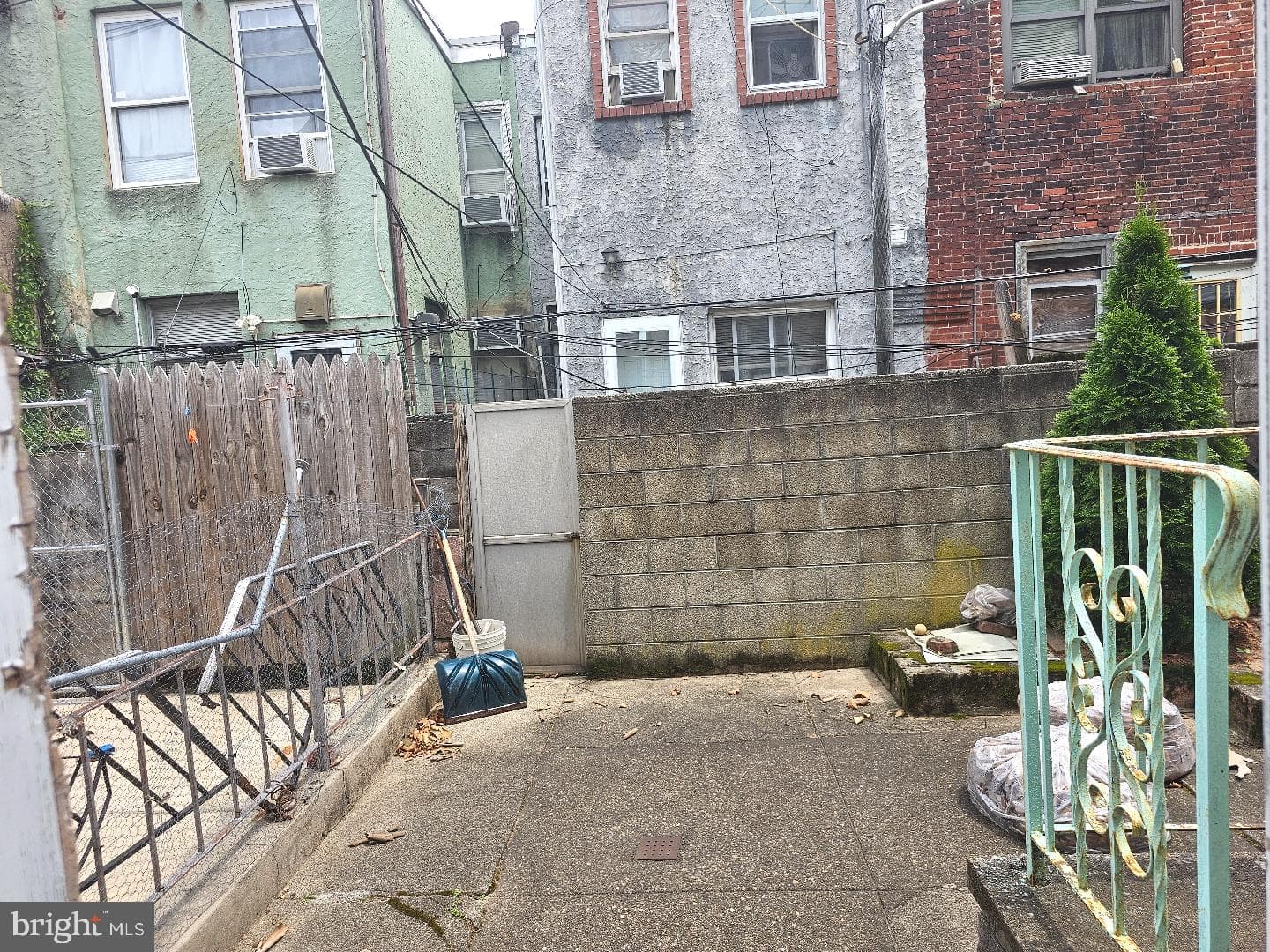 2205 S 24th Street photo 8