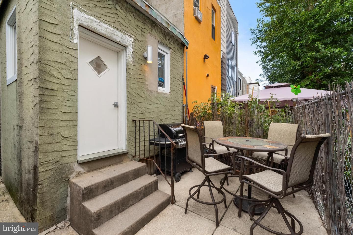 2631 Amber Street photo 29