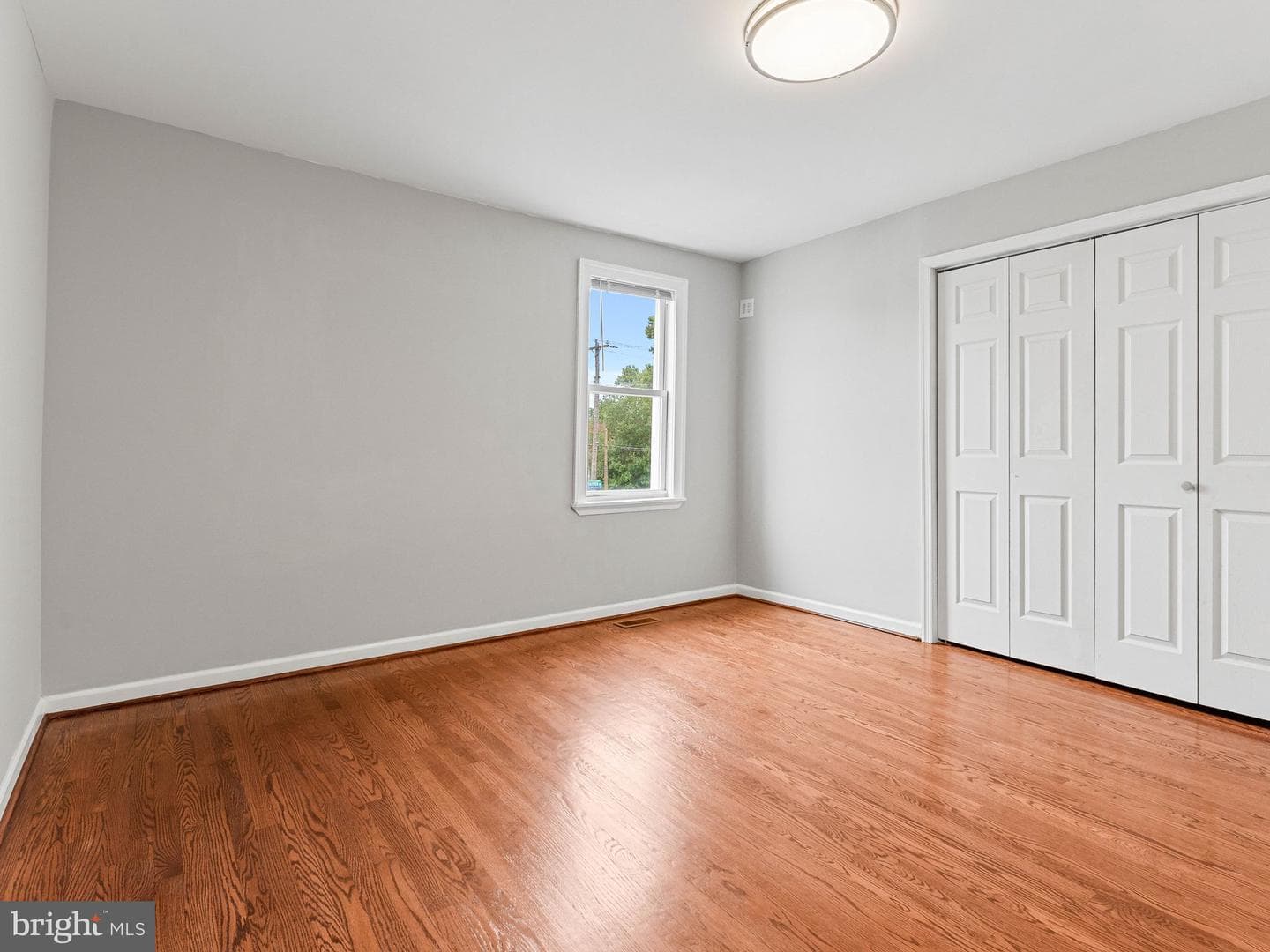 2715 Snyder Avenue photo 20